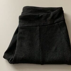 Hilary Radley Knit Ponte Pull-On Tapered Pants (Size Small)